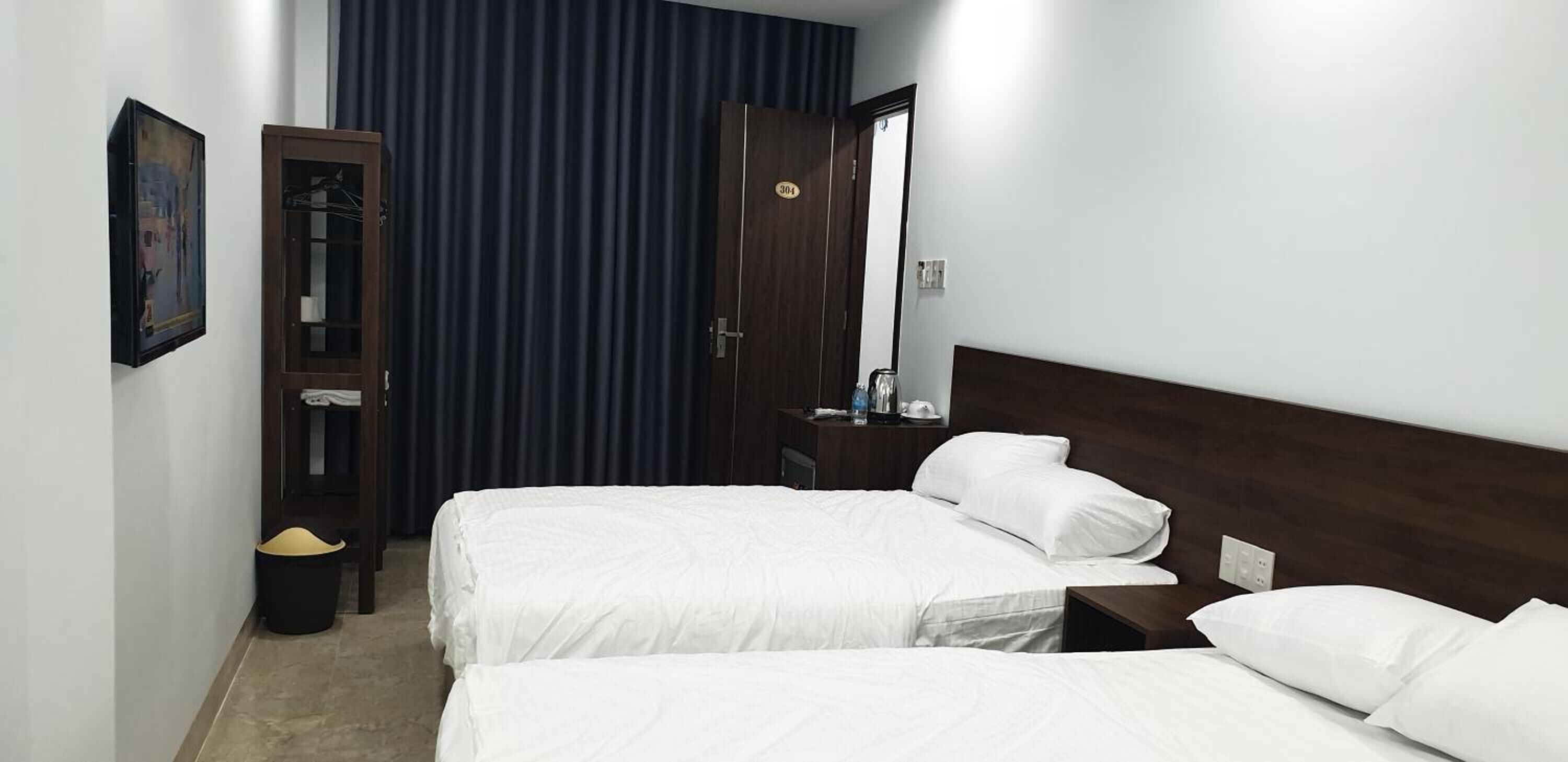 Escrivaninha, Wi-Fi de cortesia, roupa de cama