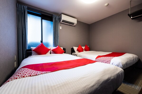 Family Room | 1 bedroom, free WiFi, bed sheets - One More Heart At Karasuma 1 (Kyoto)