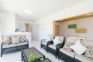 Basic House, Multiple Bedrooms, Non Smoking | Living room | Flat-screen TV