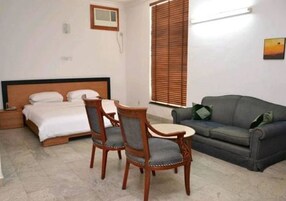 In-room safe, desk, laptop workspace, blackout drapes