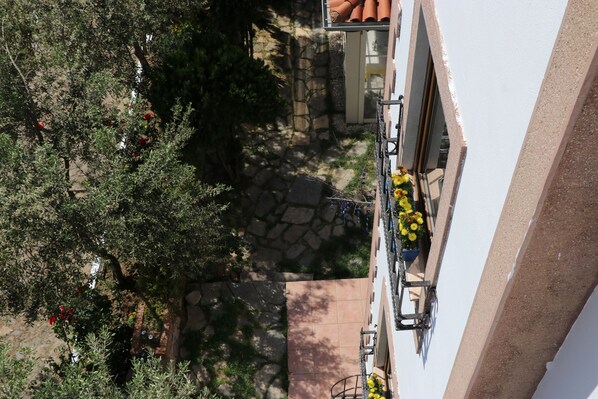 Exterior detail - Nesos Hotel (Ayvalik)