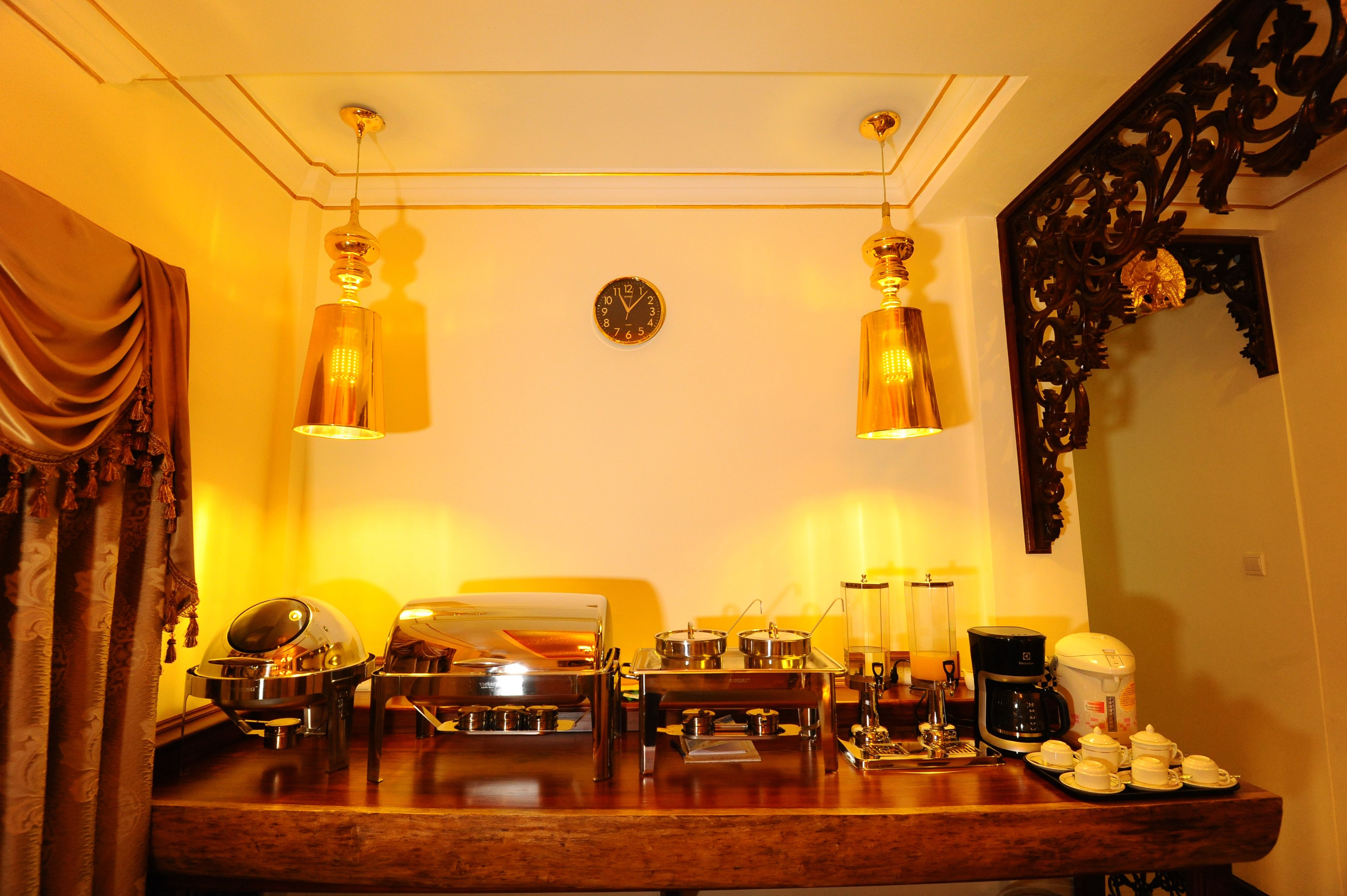 Daily self-service breakfast for a fee