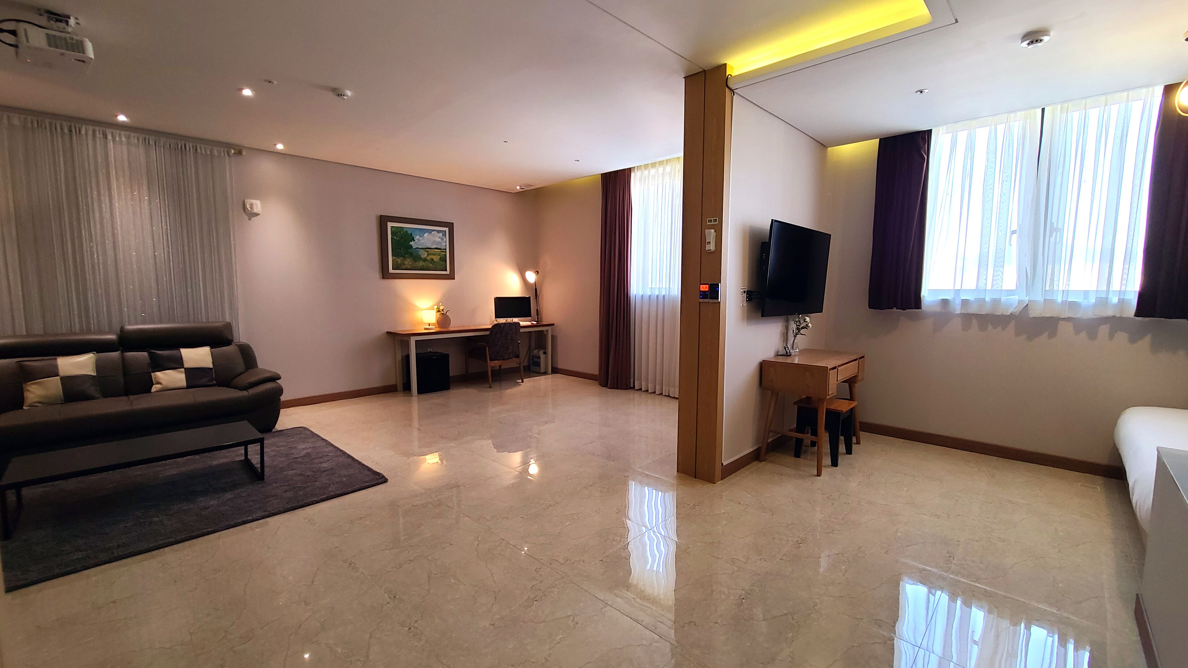 1 bedroom, premium bedding, down duvets, blackout curtains