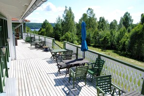 Terrace/patio - Tingvall B&B Eco-Lodge (Bullaren)