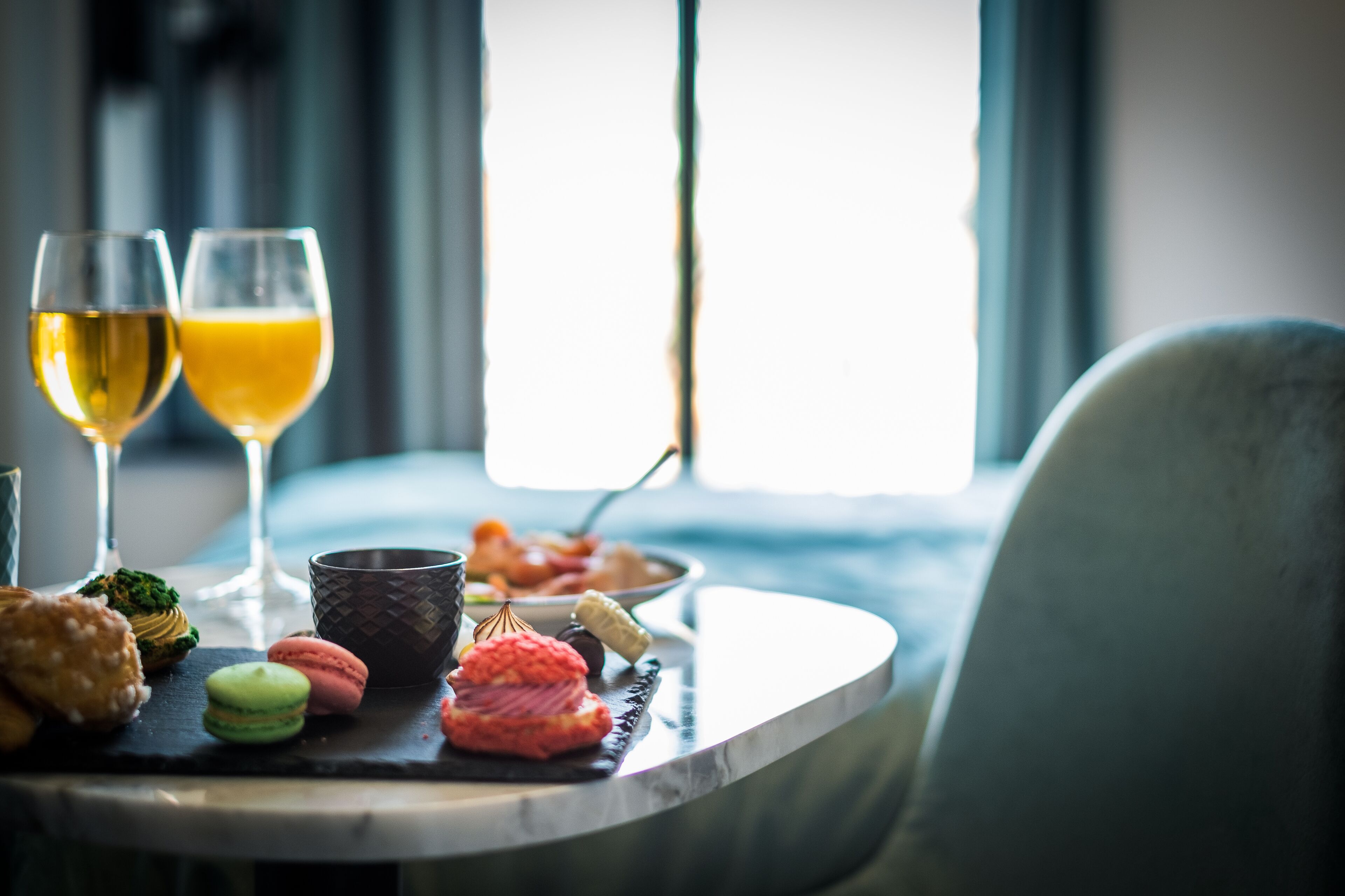 daily cooked-to-order breakfast (eur 8.90 per person)