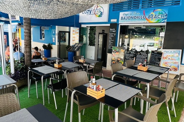 Petit déjeuner préparé sur commande servi tous les jours en supplément