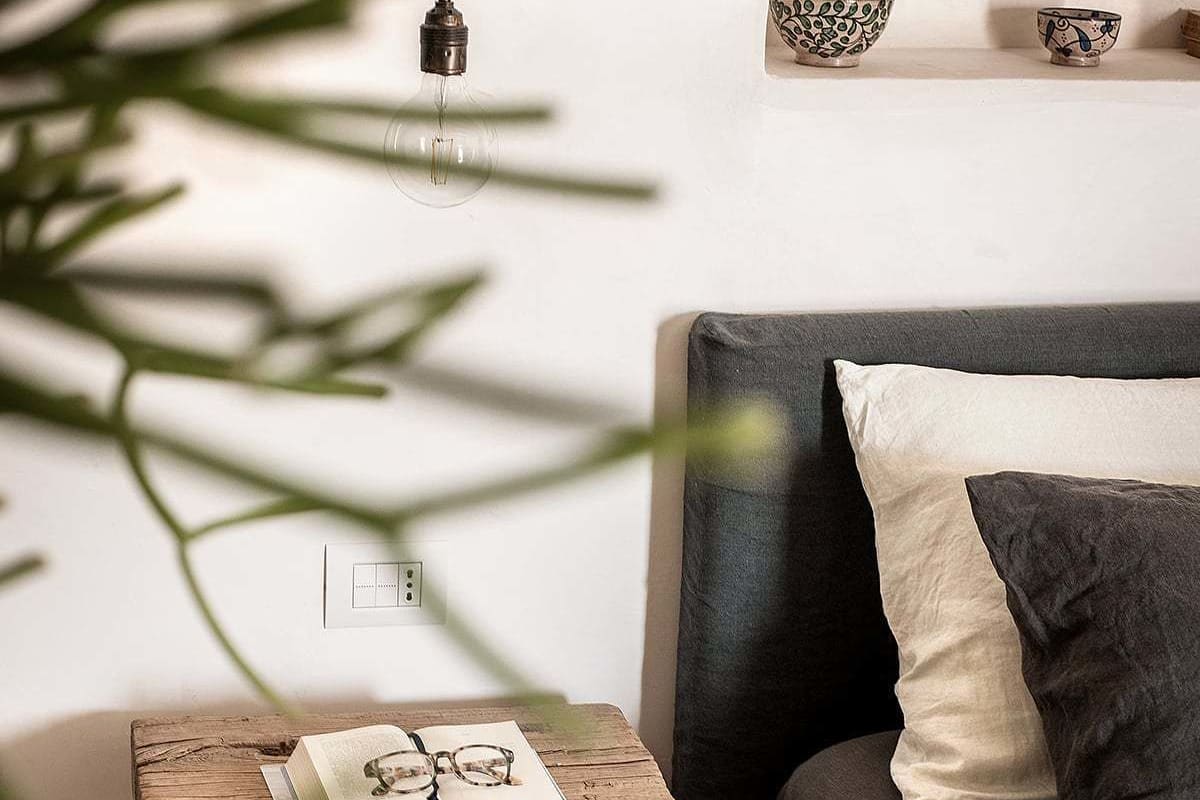 Standard Double Room Single Use | Premium bedding, in-room safe, desk, WiFi (free)