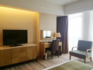 Ropa de cama de alta calidad y minibar 