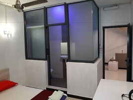 In-room safe, blackout drapes, soundproofing, cribs/infant beds