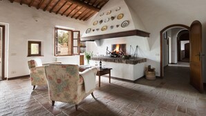 Interior - Borgo Gallinaio (Monteriggioni)