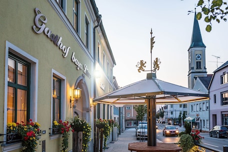 Front of property - evening/night