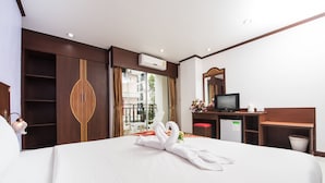 Superior Double Room with Balcony - Sharaya Boutique Hotel Patong (Patong)