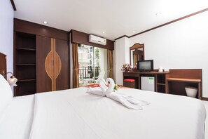 Superior Double Room with Balcony | Hochwertige Bettwaren, Pillowtop-Betten, Minibar, Zimmersafe
