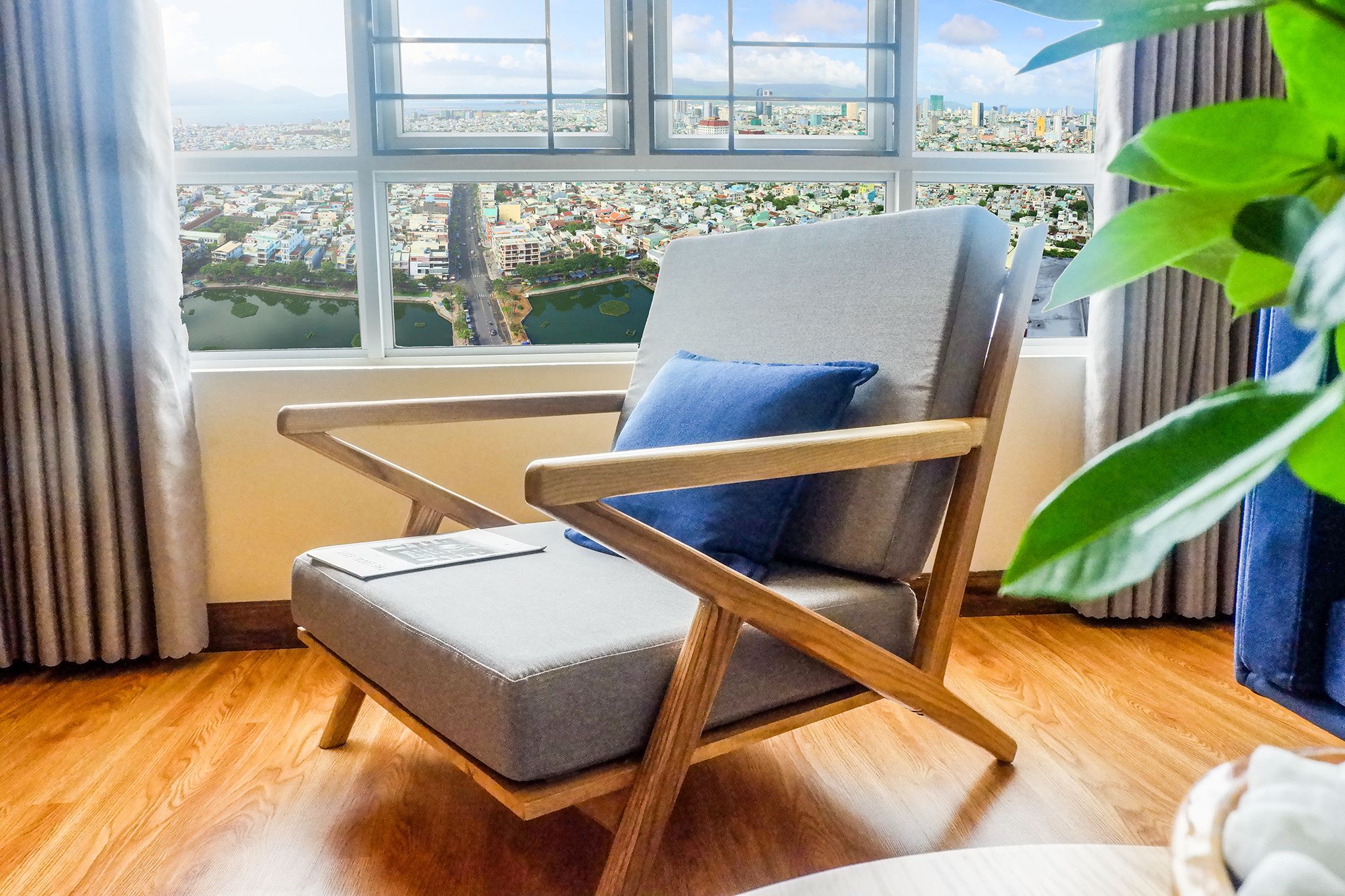 luxury apartment, 3 bedrooms, city view | desk, laptop workspace, soundproofing, free wifi