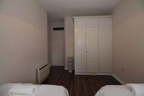 Basic Apartment, 2 Bedrooms, Balcony, City View