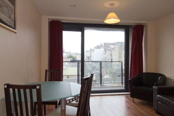 Living room - Ivy Apartments (Dublin)