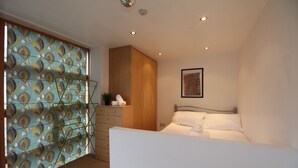 Basic Studio, 1 Double Bed with Sofa bed, Kitchen, City View | Living area - Smithfield Distillery Self Catering (Dublin)