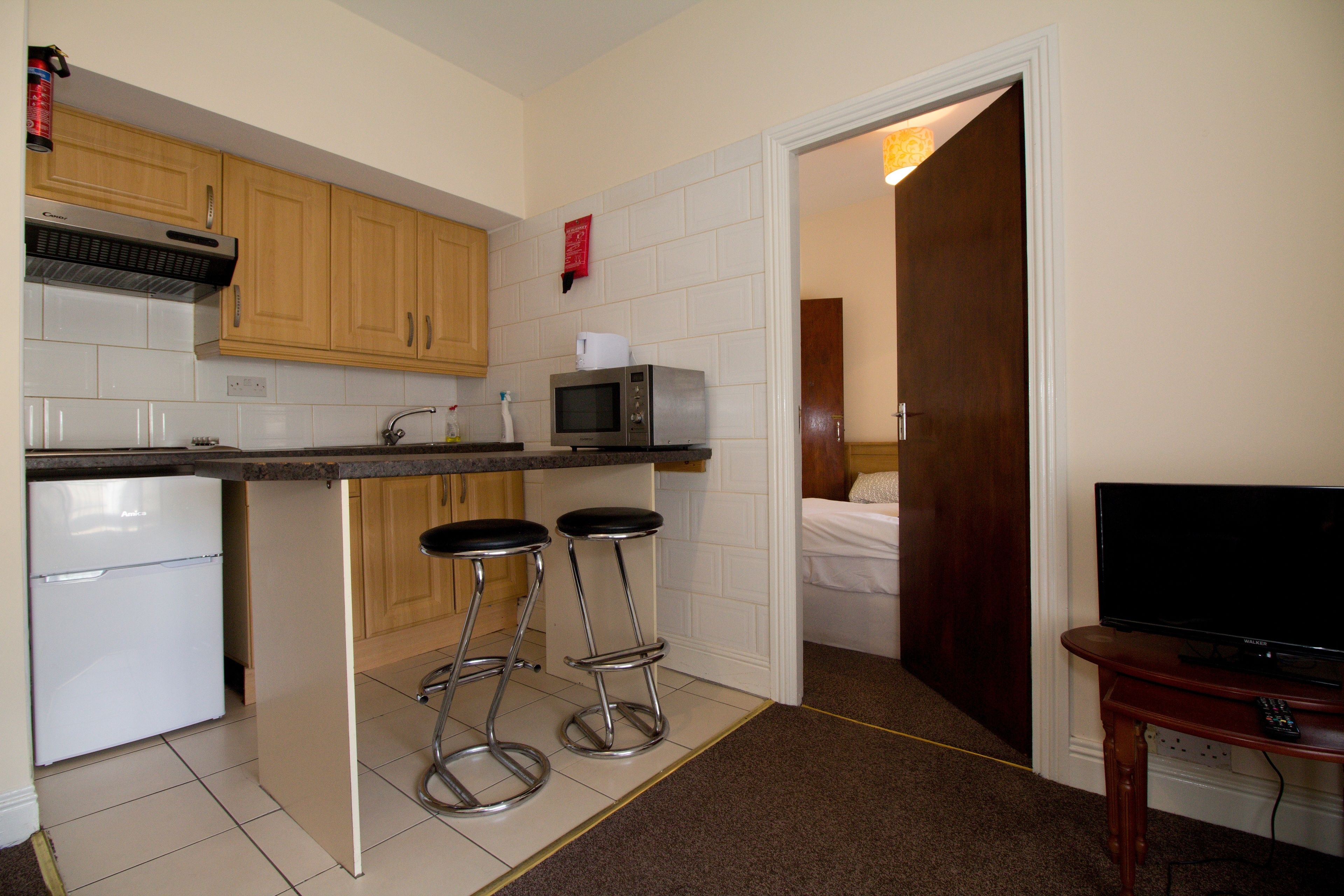 基本樓中樓客房, 1 張標準雙人床, 城市景 | 私人小型廚房 | 雪櫃、微波爐、爐具