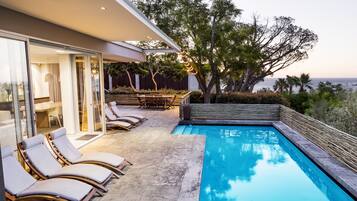 Outdoor pool, pool loungers