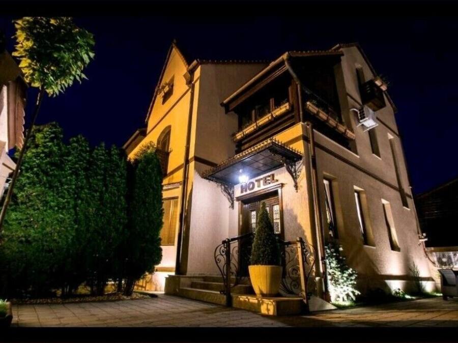 Fachada de la propiedad