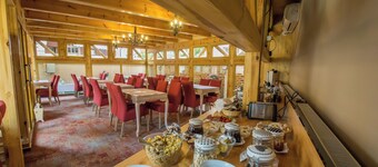 Noblesse Boutique Hotel