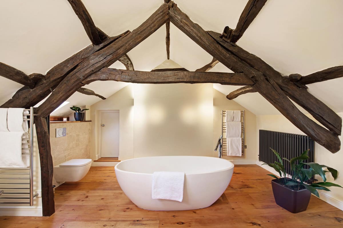 Suite (Tatham) | Bathroom