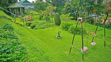 Tempat bermain anak - outdoor