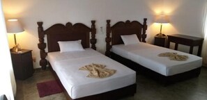 In-room safe, free WiFi
