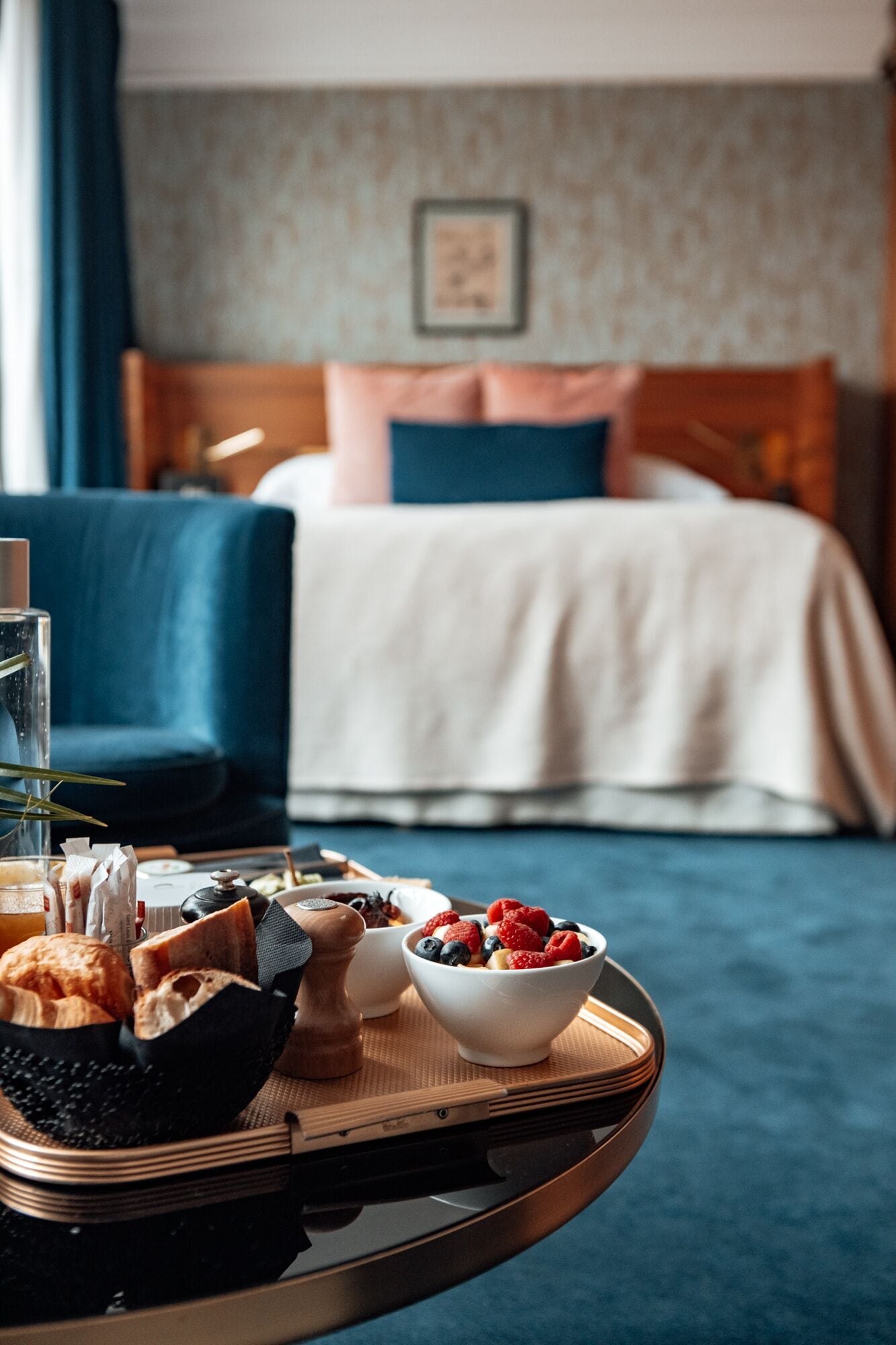 Junior suite, terras (Spa Access) | Luxe beddengoed, donsdekens, een gratis minibar, een kluis op de kamer