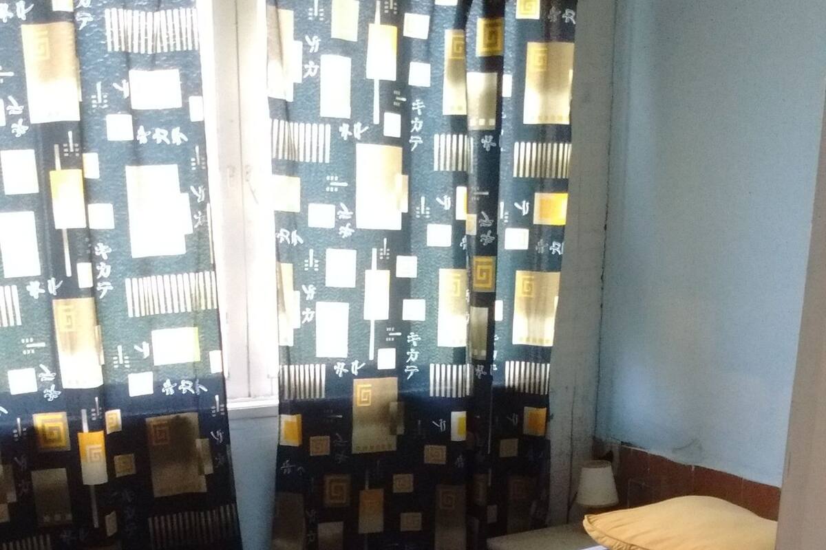 Iron/ironing board, free WiFi