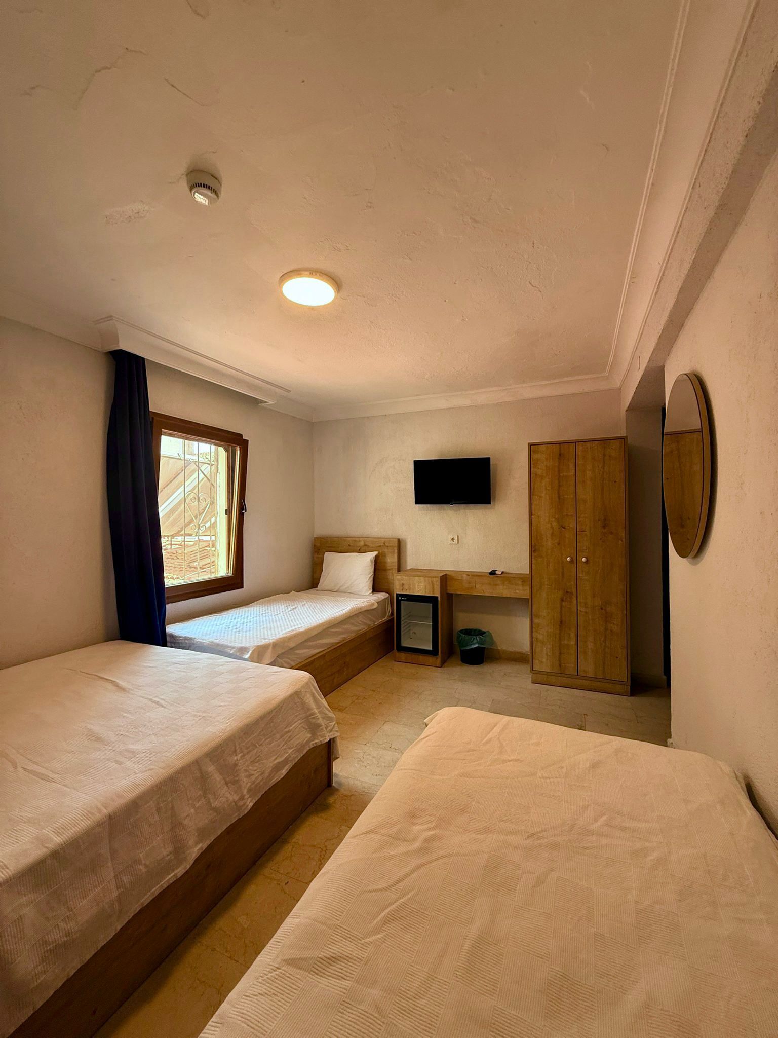 standard quadruple room | 1 bedroom, individually decorated, iron/ironing board, free wifi