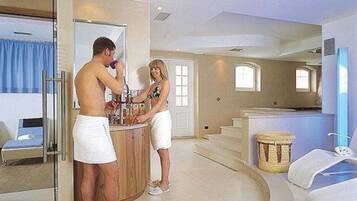 Badstue, boblebad, dampbad, tyrkisk bad/hamam og kroppsbehandlinger