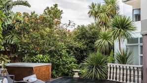 Outdoor pool - Hermanus Manor (Hermanus)