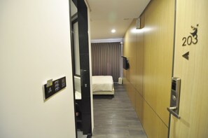 Blackout drapes, soundproofing, free WiFi - Feng Jia 25 Hotel (Taichung)