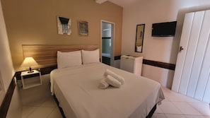 Apartamento Duplo Standard | 1 quarto, frigobar, Wi-Fi de cortesia, roupa de cama