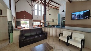 Reception hall - Pousada Estalagem da Serra (Santana do Riacho)