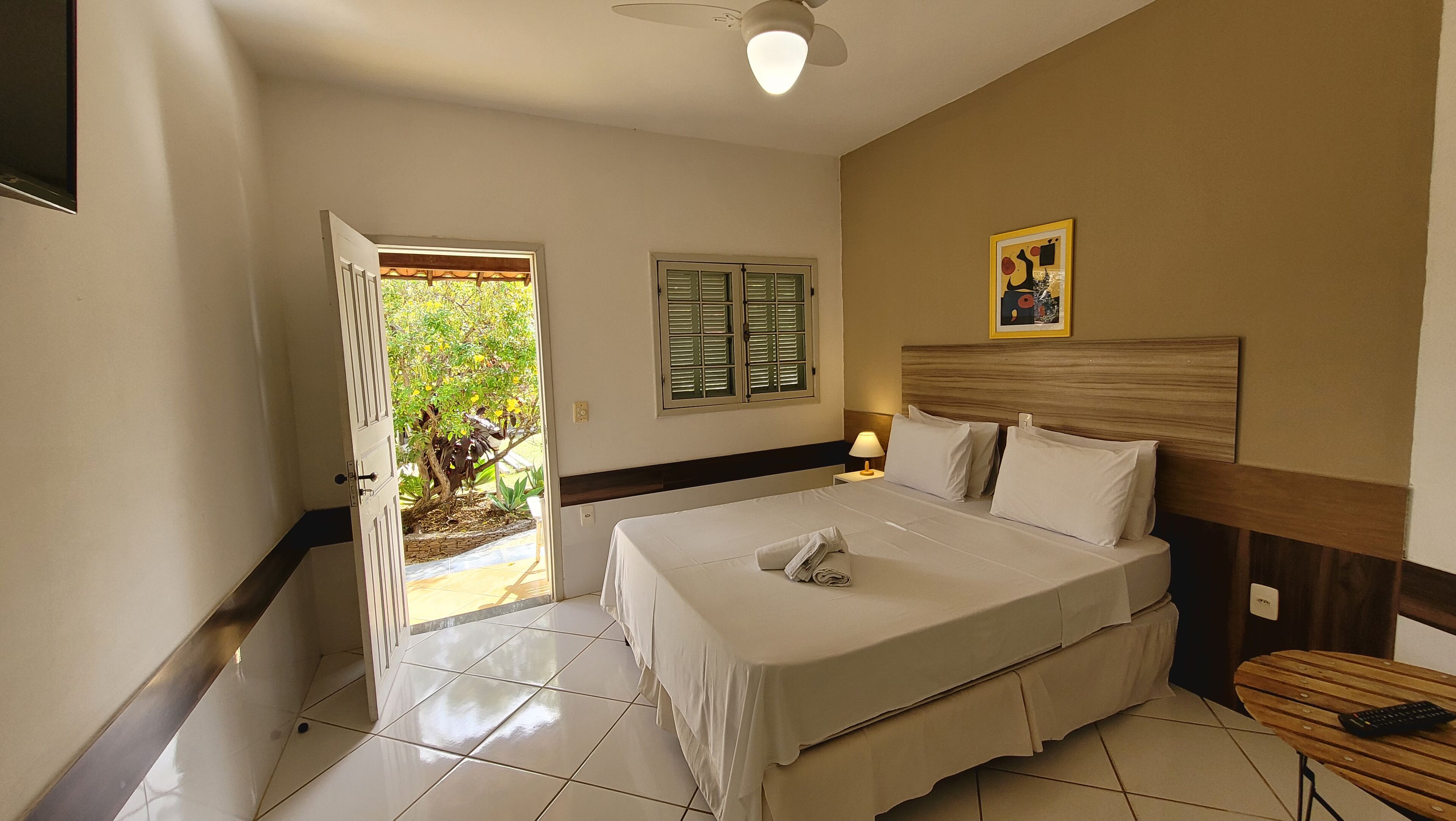 Minibar, Wi-Fi gratuit, draps fournis