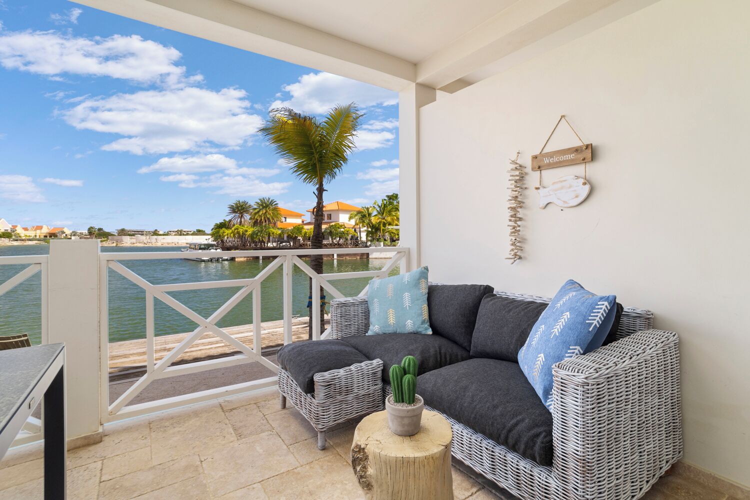 Leilighet – deluxe, 1 queensize-seng | Terrasse/patio