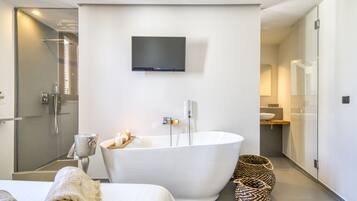 Biancheria da letto di alta qualità, minibar, una cassaforte in camera
