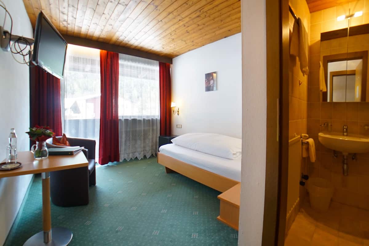 In-room safe, soundproofing, free cots/infant beds, free WiFi