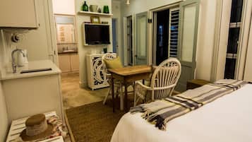 Roupas de cama premium, cofres nos quartos, individualmente decorados