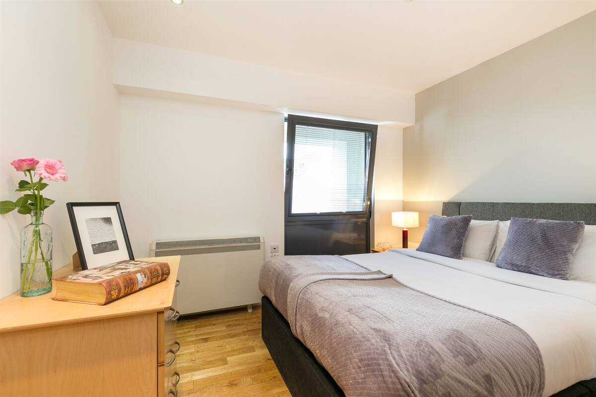 Soundproofing, iron/ironing board, rollaway beds, free WiFi