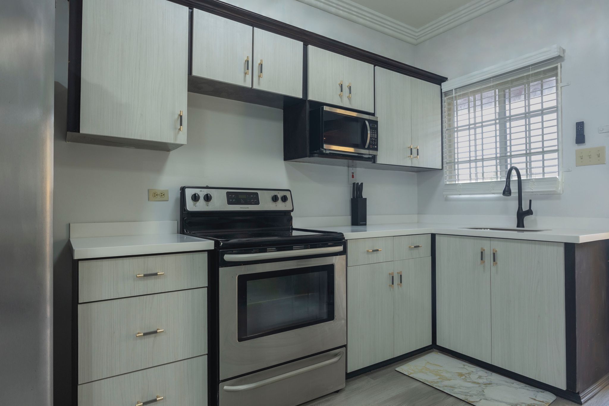 客房, 1 张大床 | 私人厨房 |  大冰箱、微波炉、烤箱、炉灶