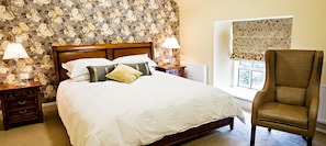Desk, iron/ironing board, rollaway beds, free WiFi