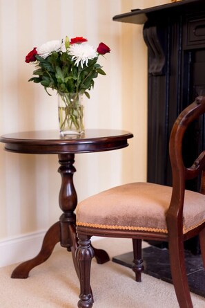 Perincian bahagian dalam