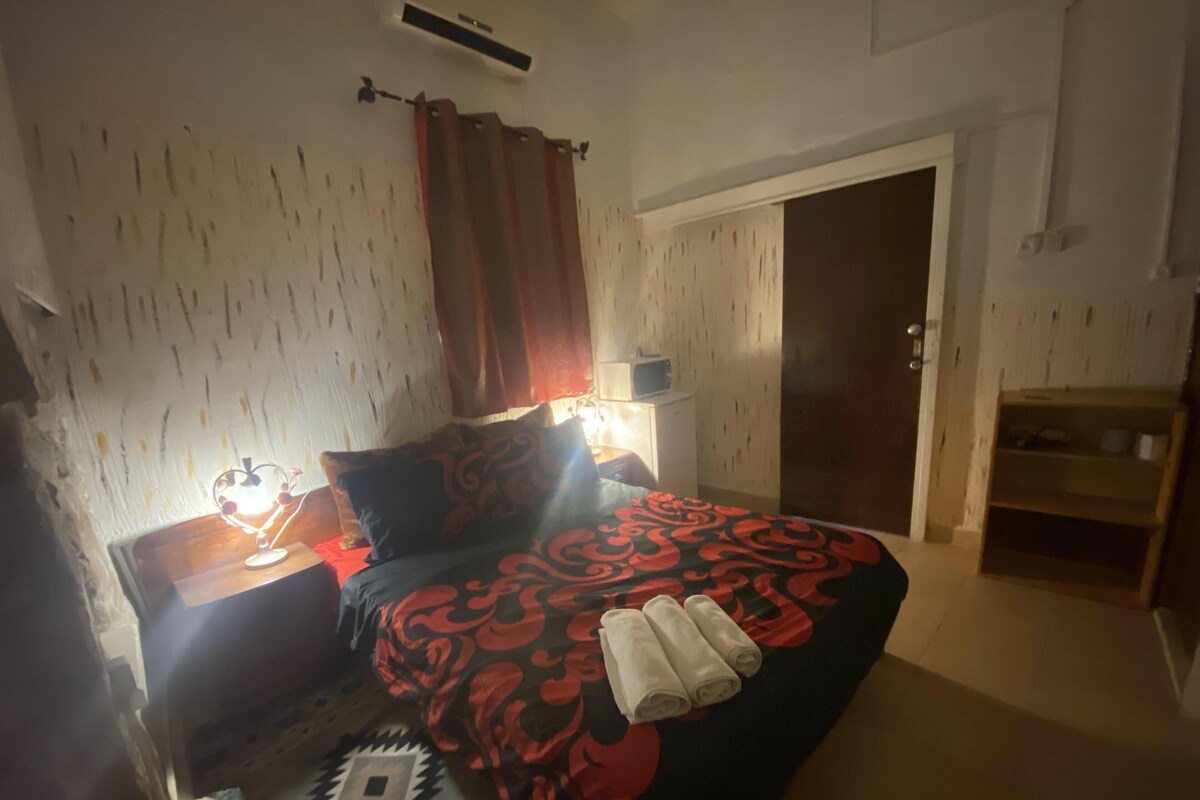 #5 Deluxe Double Room | Premium bedding, individually decorated, individually furnished