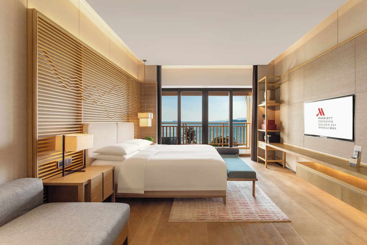 Rom – grand, 1 kingsize-seng, sjøutsikt | Utsikt fra rommet