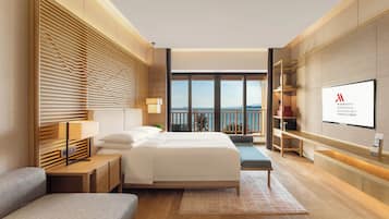 Grand Room, 1 King Bed, Sea View | View from room