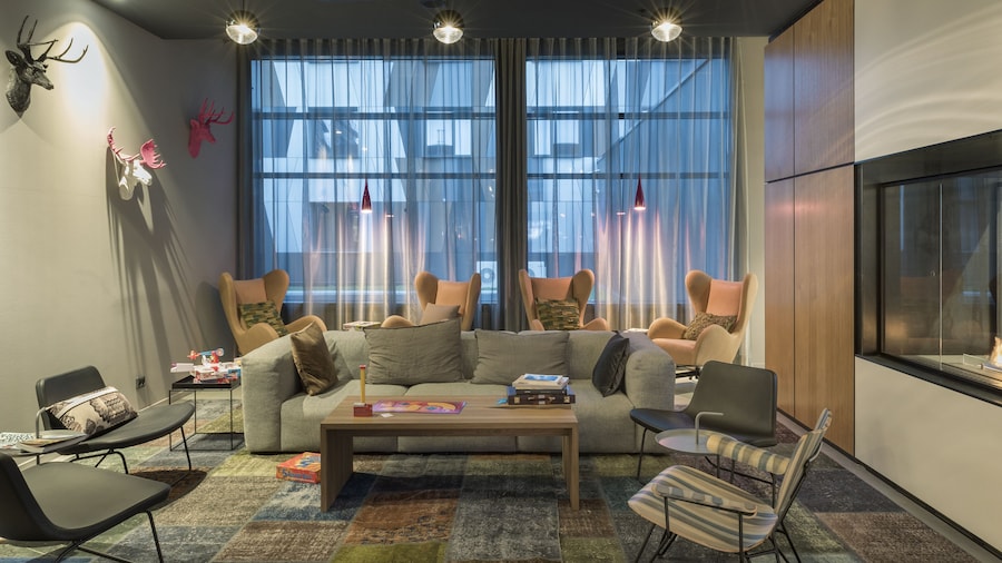 X Hotel