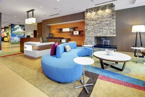 Reception - Fairfield Inn & Suites by Marriott Asheville Tunnel Road (Asheville)